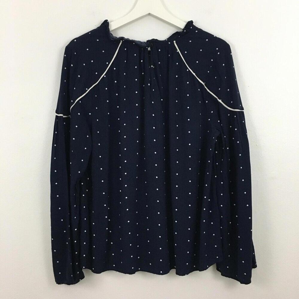 Crown & Ivy Women’s Blue White Polka Dot Long Sleeve Top Size 1X ... - Picture 2 of 5